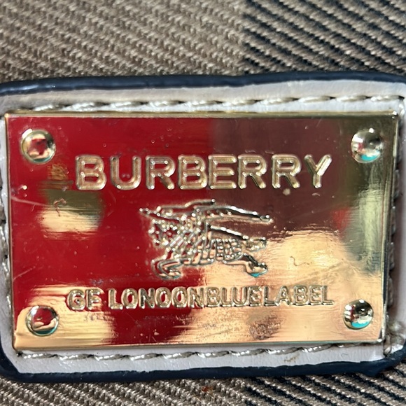 Tote with scarf - Picture 2 of 11